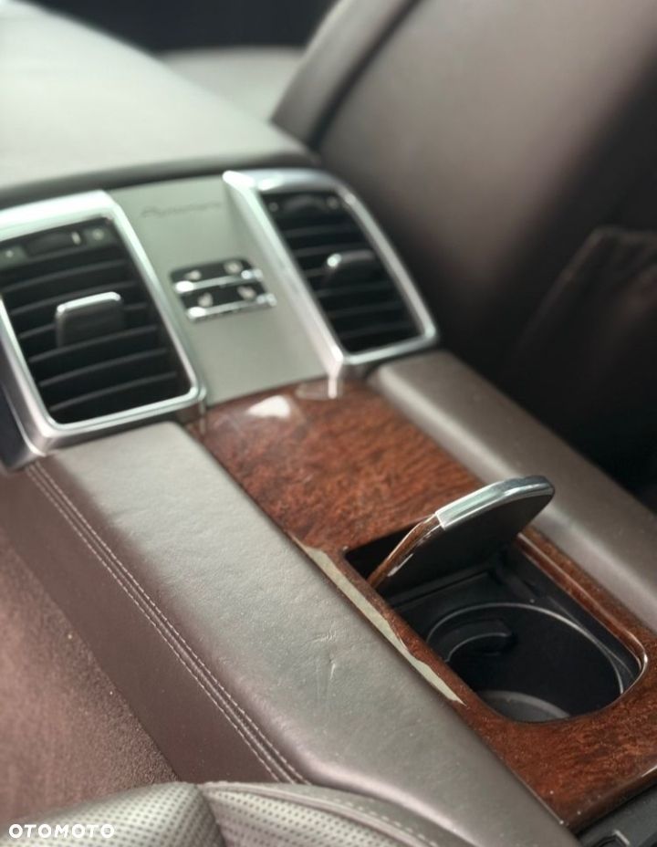 Porsche Panamera 4S - 16