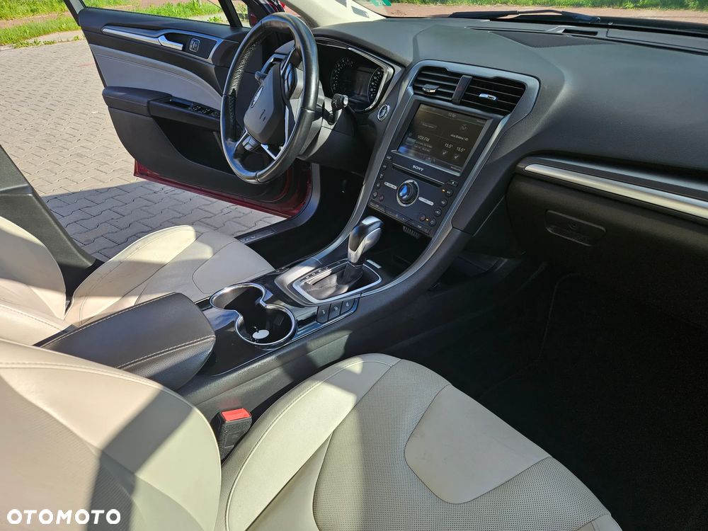 Ford Mondeo SW 2.0 EcoBlue Titanium - 20