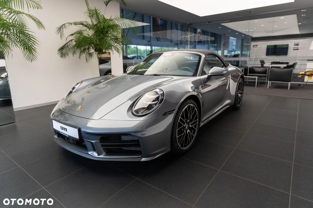Porsche 911 Carrera 4S - 2