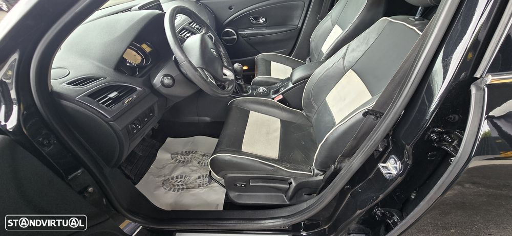 Renault Mégane Sport Tourer ENERGY dCi 110 Start & Stopp Bose Edition - 5
