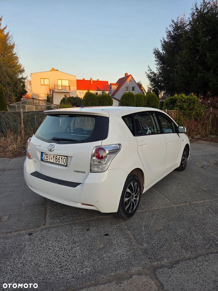 Toyota Verso 1.6 Luna - 5