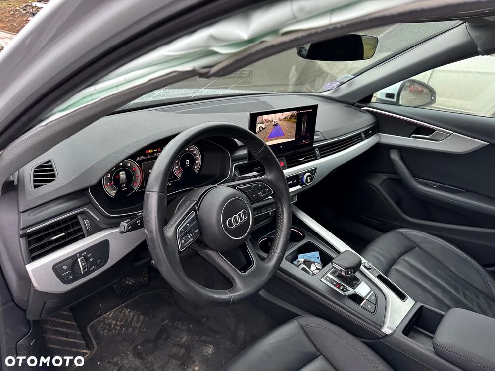 Audi A4 Avant 35 TFSI Sport S tronic - 14