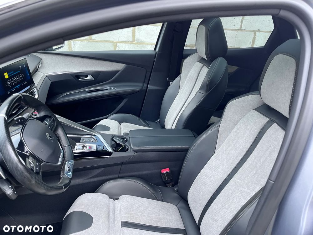 Peugeot 3008 1.6 PureTech Hybrid4 PHEV GT Pack S&S EAT8 - 19