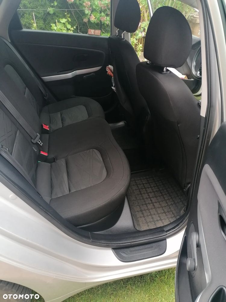 Kia Ceed 1.6 CRDi M - 22