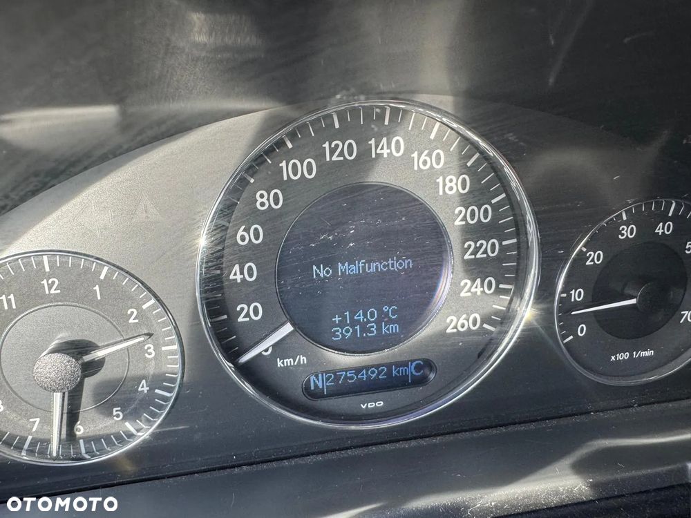 Mercedes-Benz Klasa E 240 4-Matic T Elegance - 5