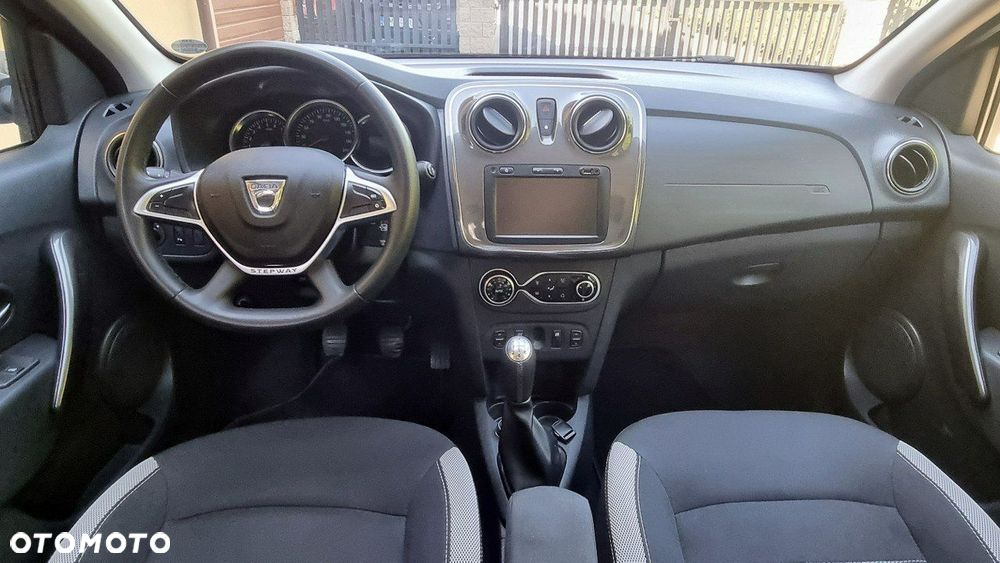 Dacia Sandero Stepway - 13