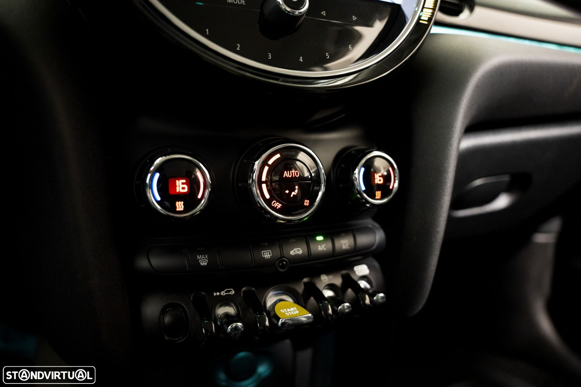 MINI 3 Portas Cooper SE Premium Essential - 7