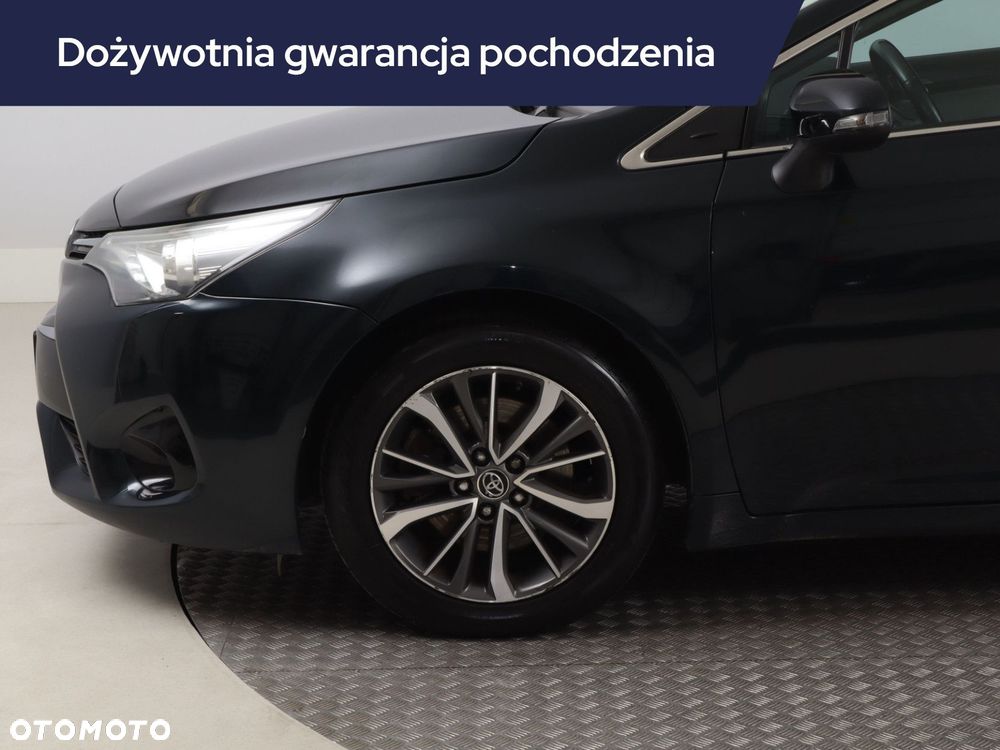 Toyota Avensis - 17