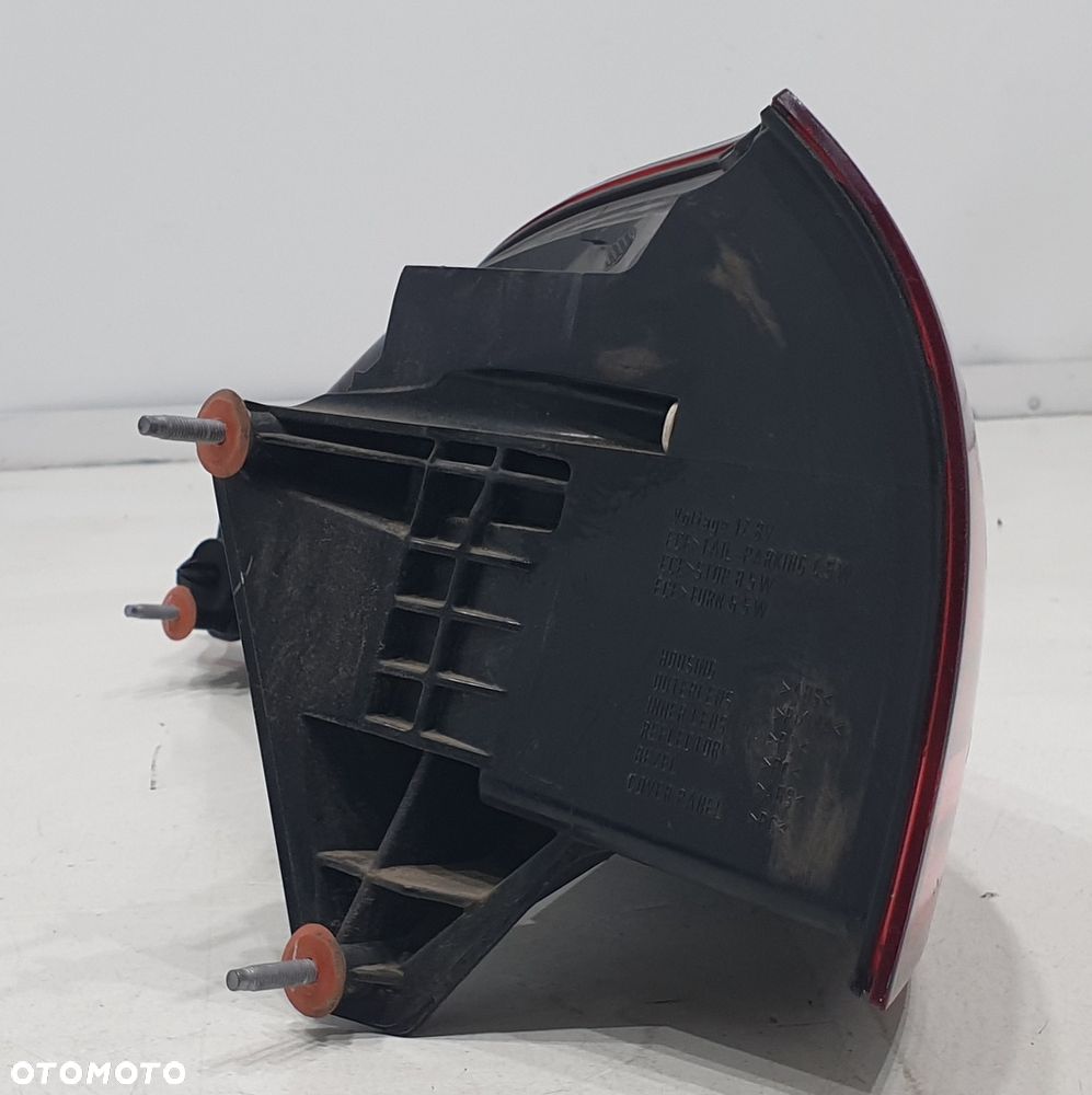 Mercedes GLE W167 Lampa Prawy Tył A1679066810R - 2