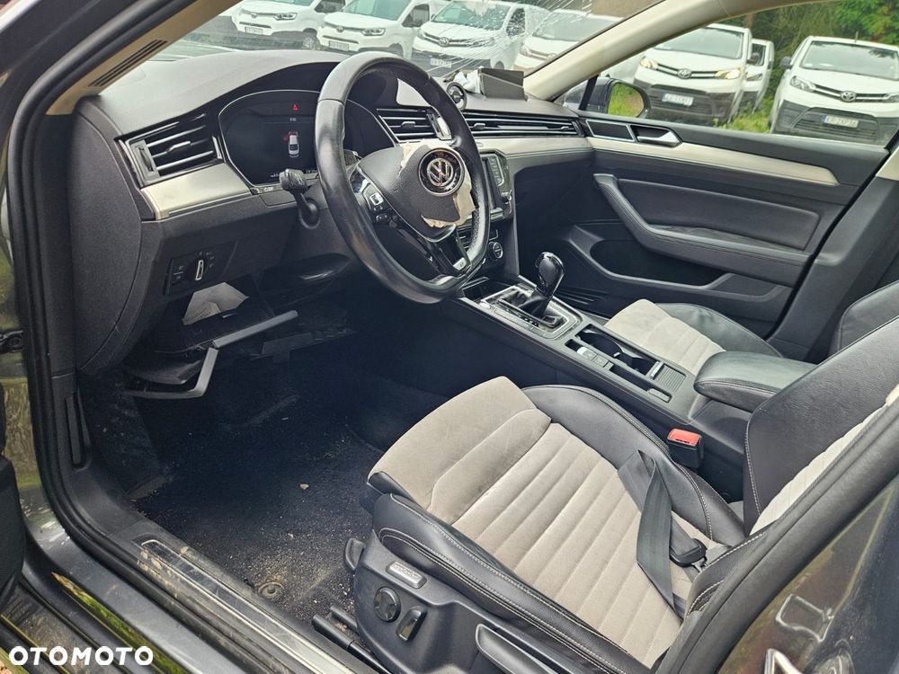 Volkswagen Passat 1.8 TSI BMT Highline DSG - 18