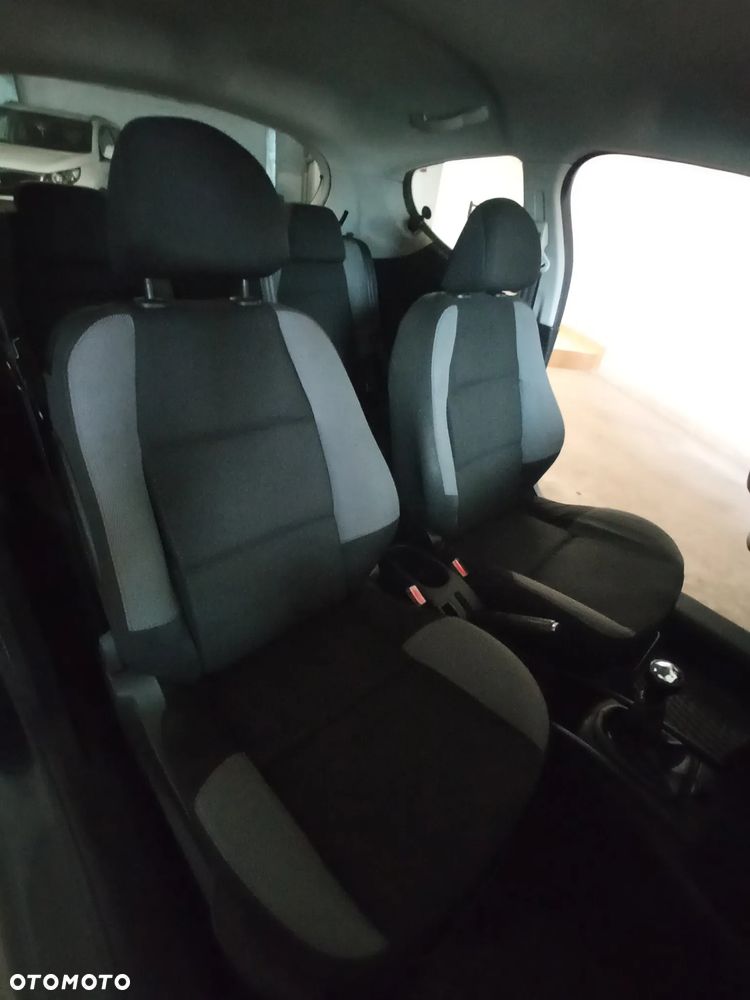 Peugeot 207 95 VTi Urban Move - 14
