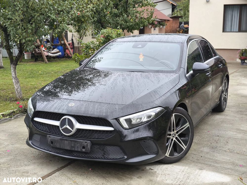 Mercedes-Benz A 180 7G-DCT Edition 2020 - 8