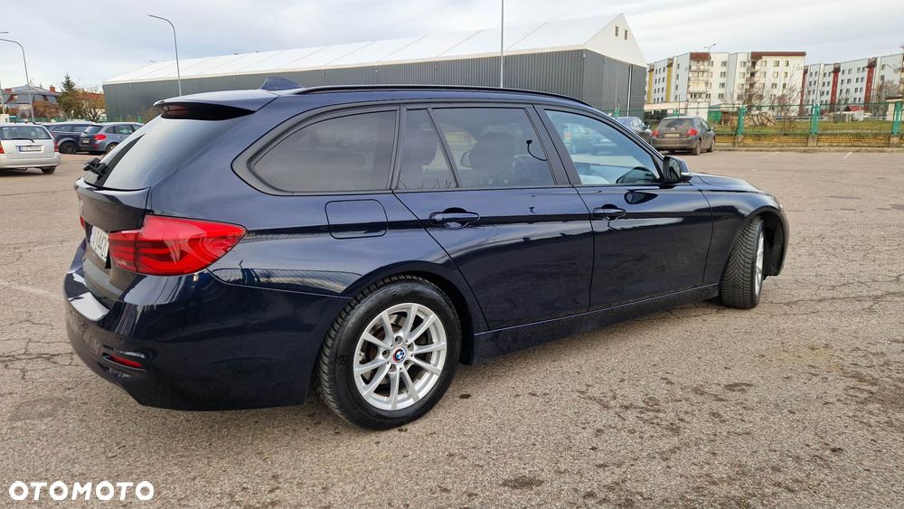 BMW Seria 3 320d Efficient Dynamic Edition - 4