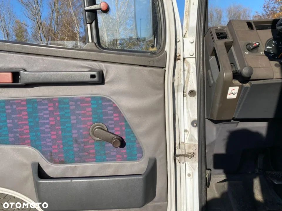 Mercedes-Benz 814 D - 39