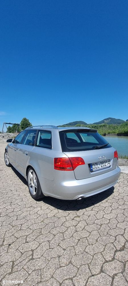 Audi A4 Avant 2.0 TDI DPF quattro - 4