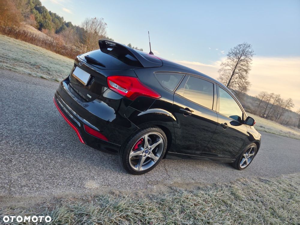 Ford Focus 1.0 EcoBoost ST-Line Red ASS - 4