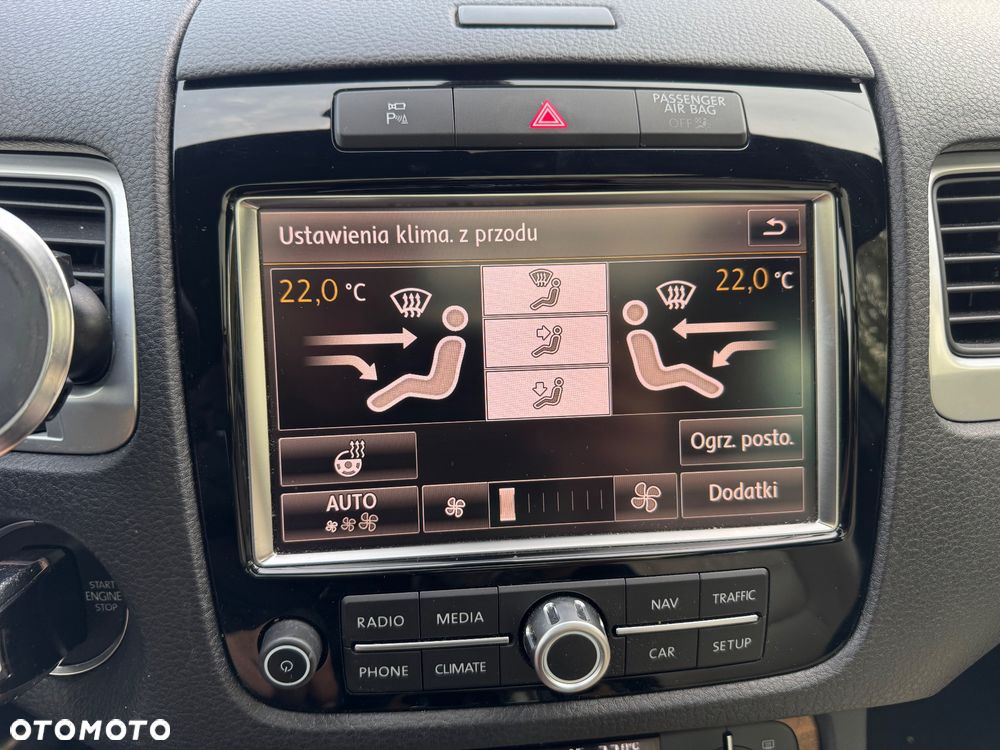 Volkswagen Touareg - 28