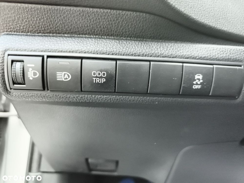 Toyota Corolla - 22