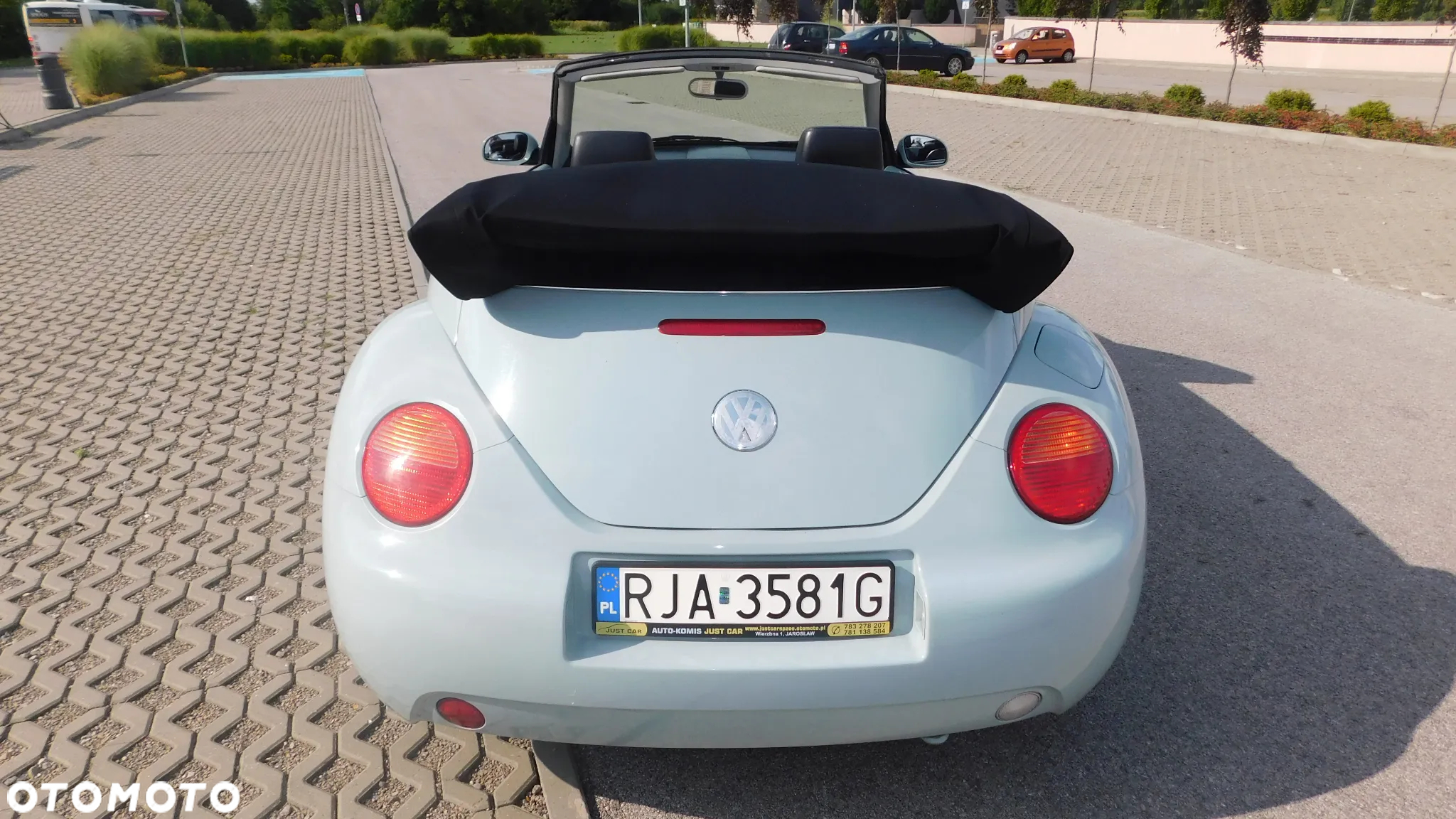 Volkswagen New Beetle Cabriolet 2.0 - 18