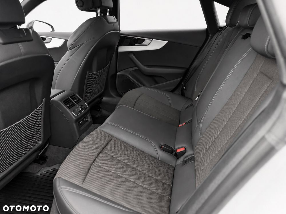 Audi A5 Sportback 45 TFSI quattro S tronic S line - 23