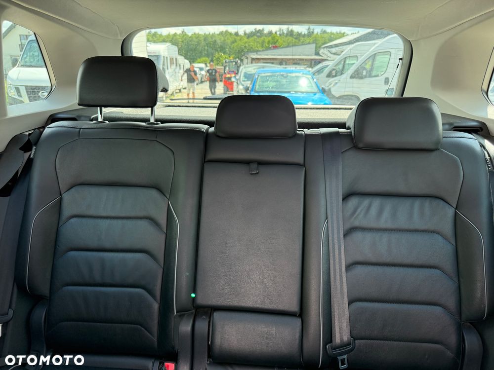 Volkswagen Tiguan - 20