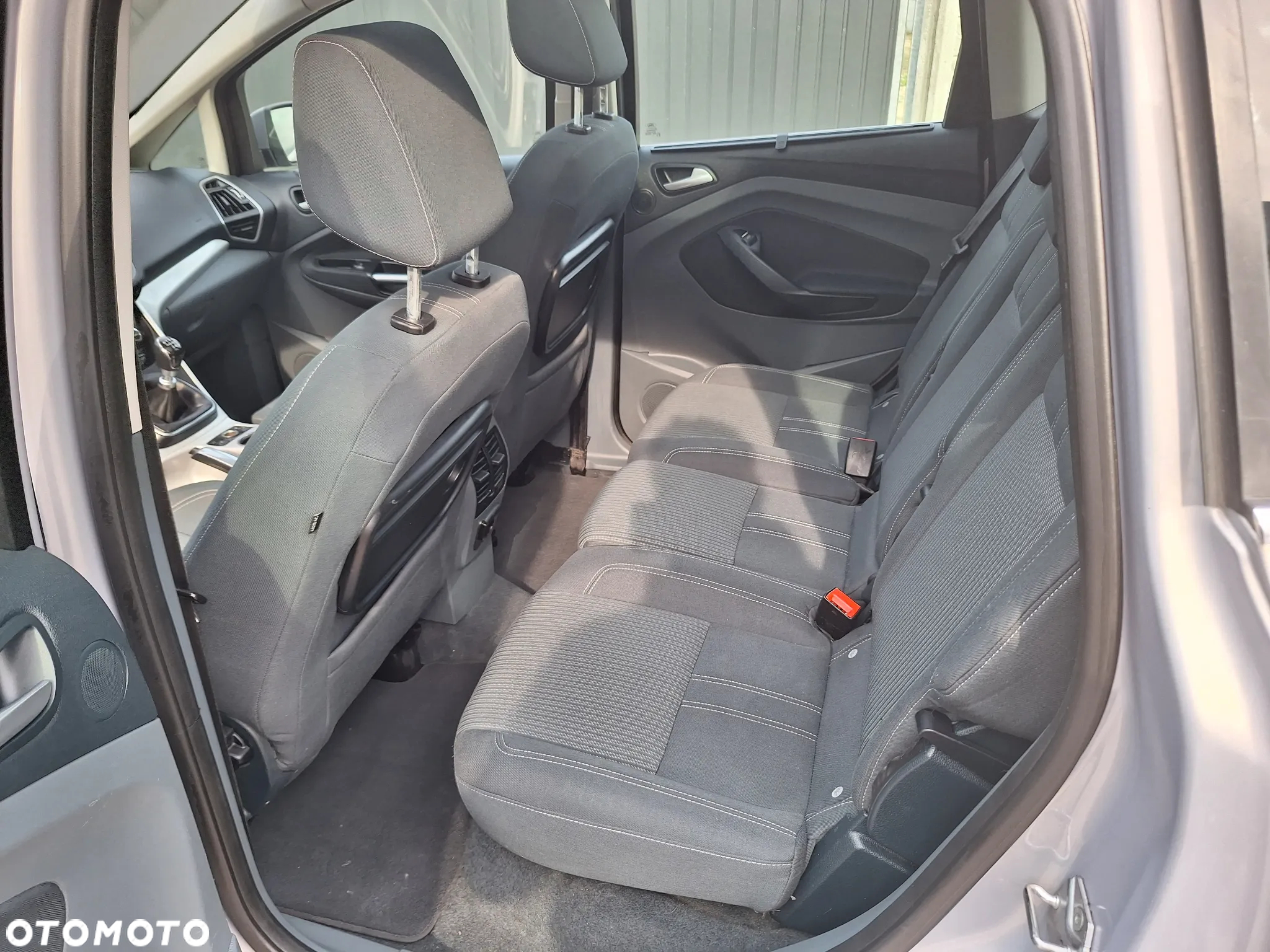 Ford C-MAX 1.6 TDCi Start-Stop-System Titanium - 12