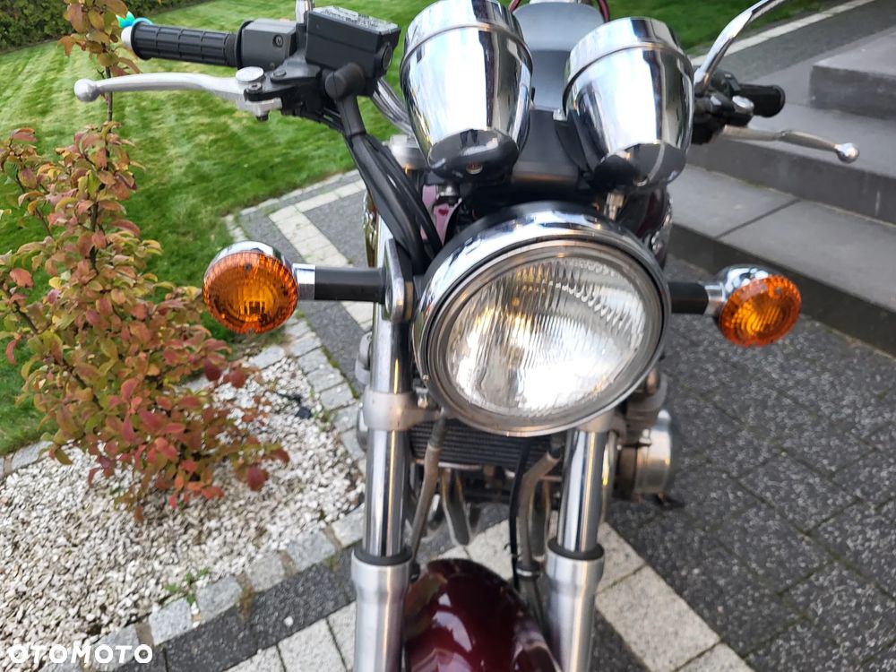 Kawasaki Zephyr - 9