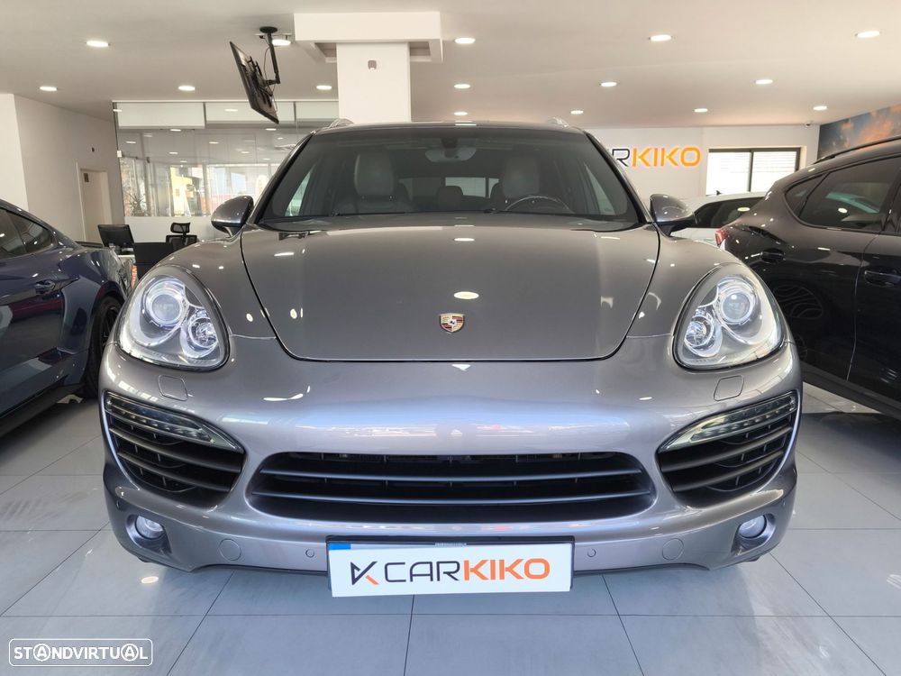 Porsche Cayenne - 3