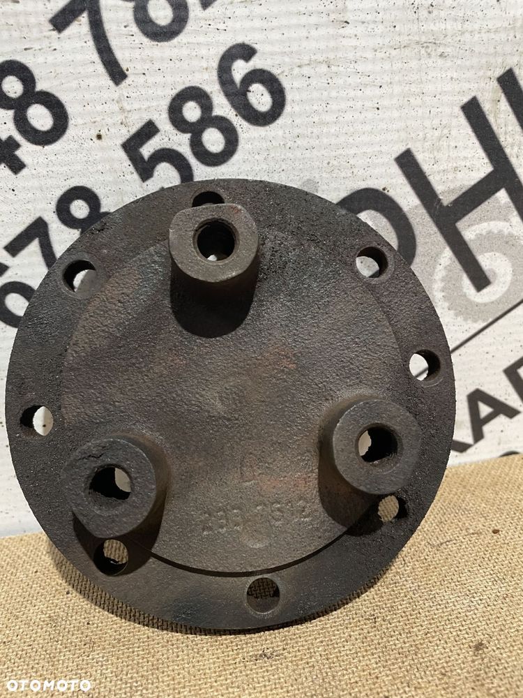 John Deere 5065M 5070M 5080M - piasta 10F702 - 2