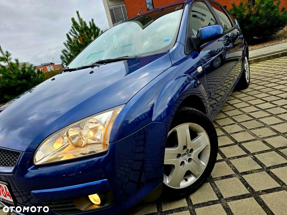 Ford Focus 1.6 16V Titanium - 10