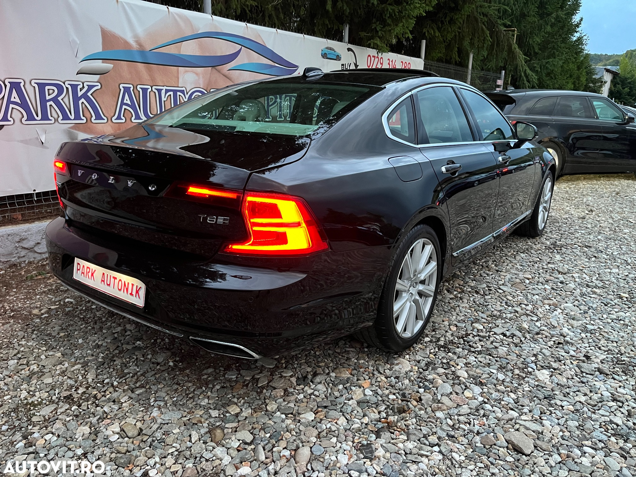 Volvo S90 T8 Twin Engine AWD Geartronic Inscription - 10