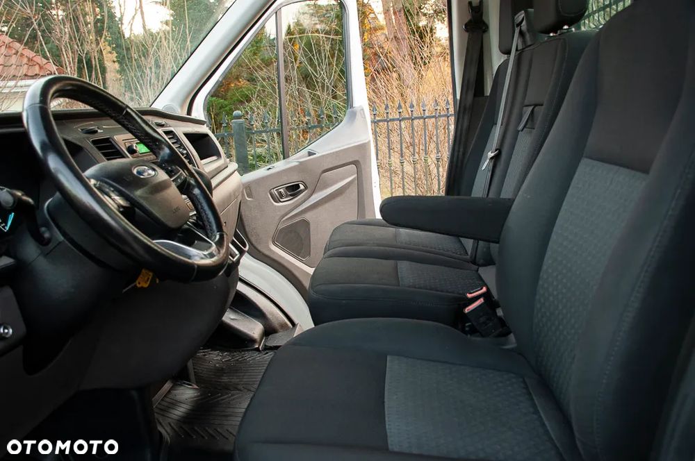 Ford Transit - 40