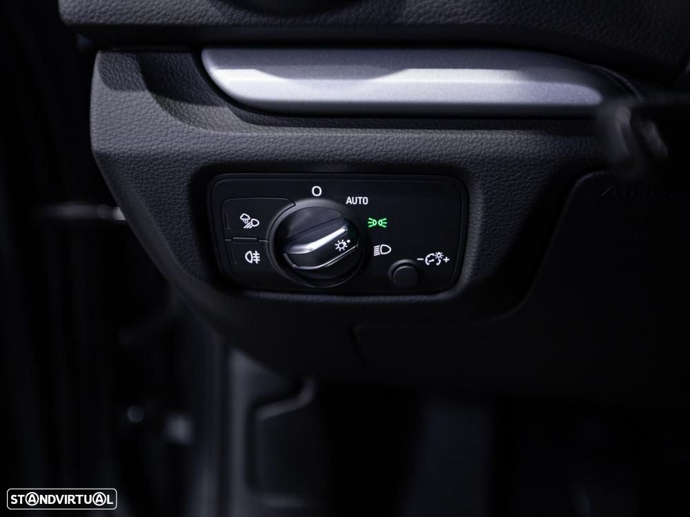Audi A3 Limousine 1.6 TDI - 14
