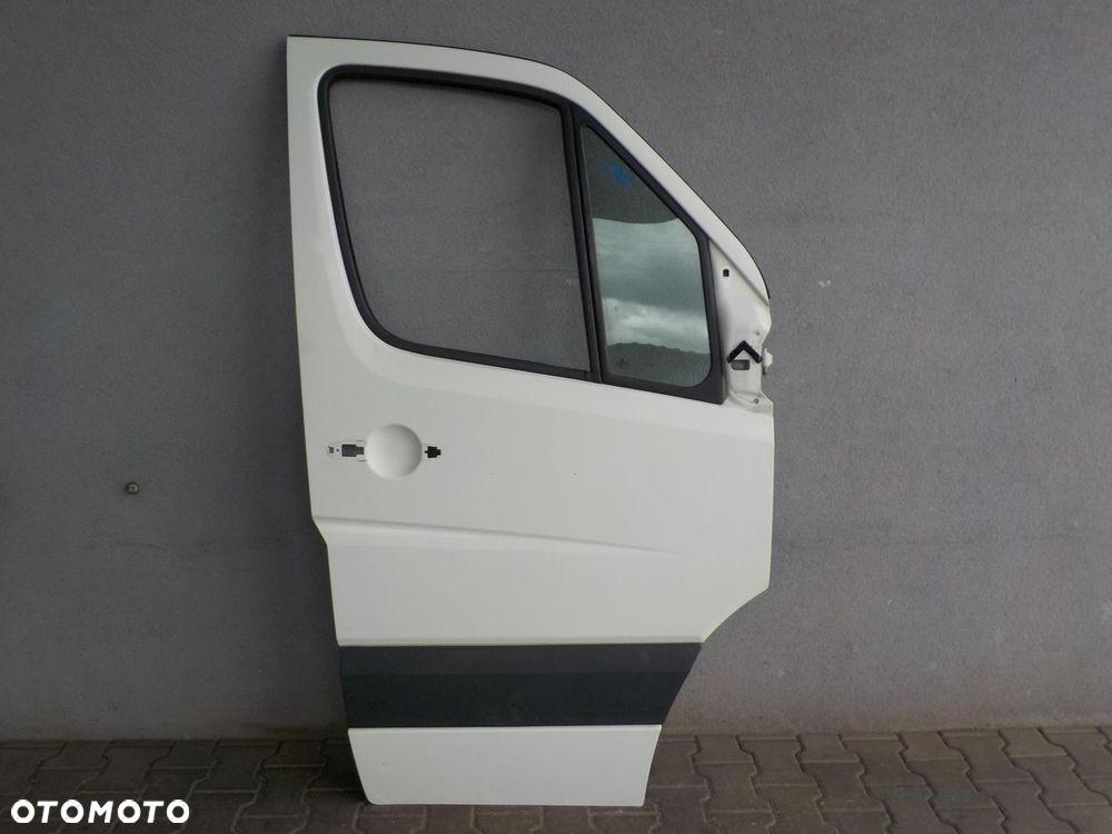 VW CRAFTER  SPRINTER 906 06- DRZWI PRAWE PRZÓD ZDROWE BIAŁE L902 - 1