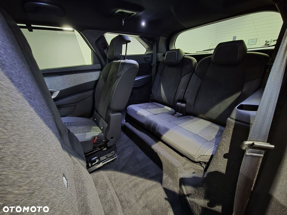 Peugeot 5008 - 12