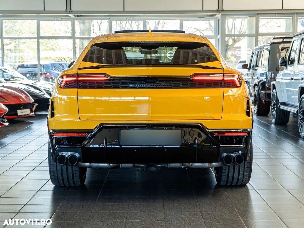 Lamborghini URUS - 7