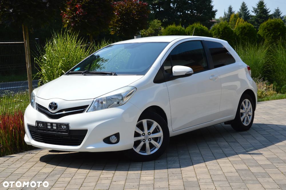 Toyota Yaris 1.0 Entry - 2