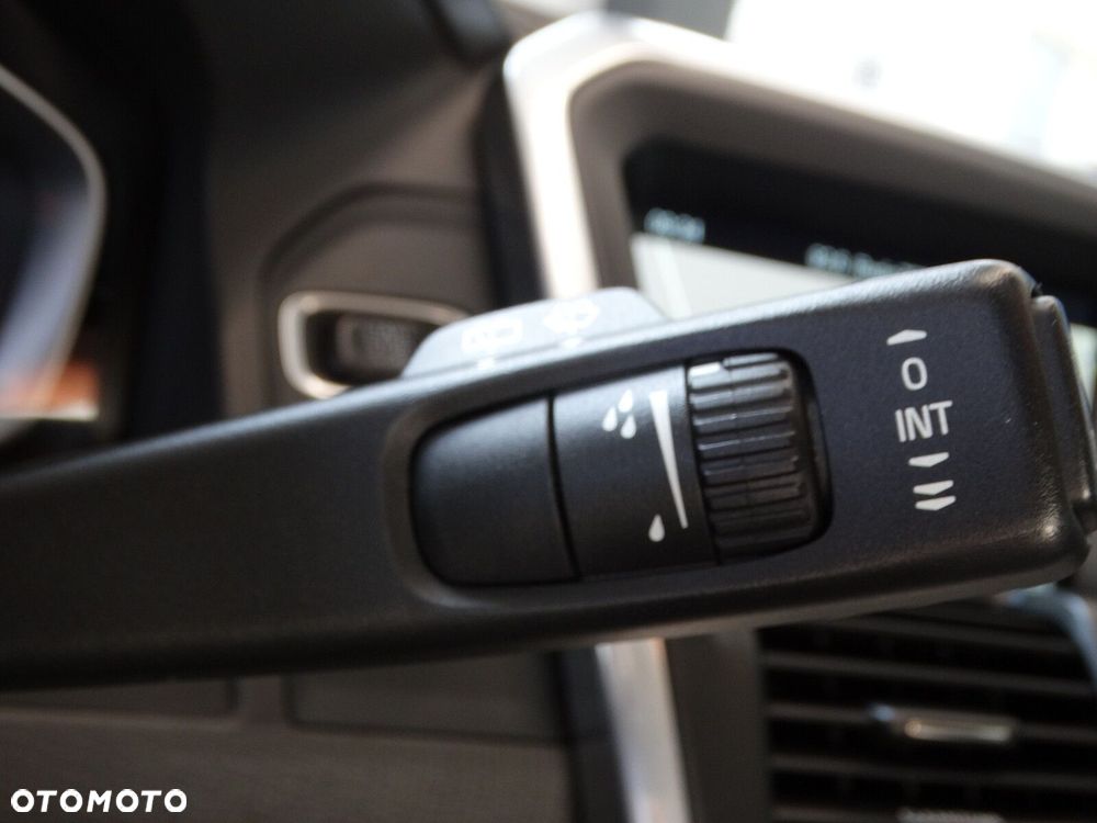 Volvo XC 60 - 13