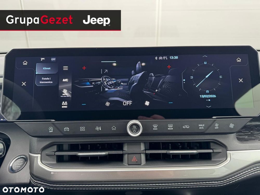 Jeep Compass - 23
