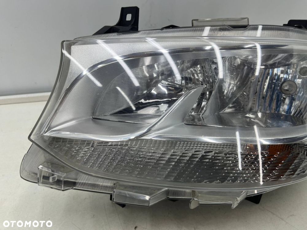 Lampa reflektor Mercedes Sprinter III w907 w910 2018r.- LEWA przednia zwykła H7 H15 a9109060000 - 8