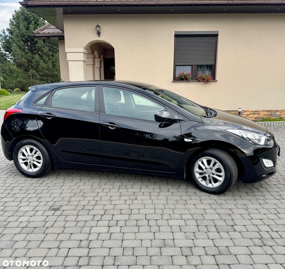 Hyundai i30 1.4 Premium - 10