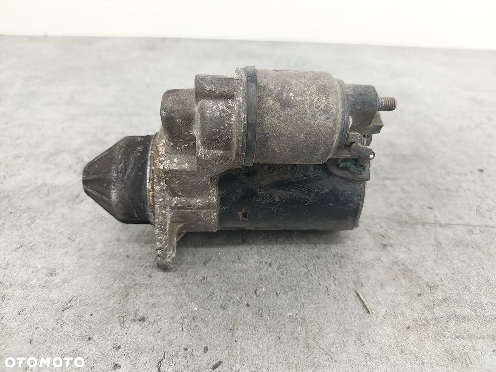 ROZRUSZNIK OPEL VECTRA C 001107435 BOSCH 1.8 16V - 3
