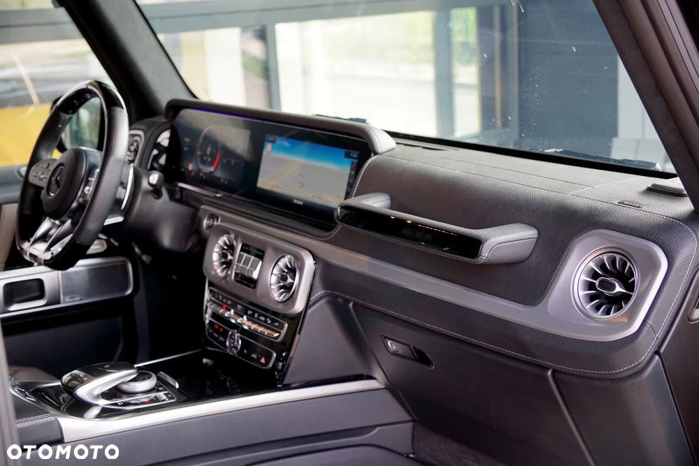 Mercedes-Benz Klasa G AMG 63 - 22