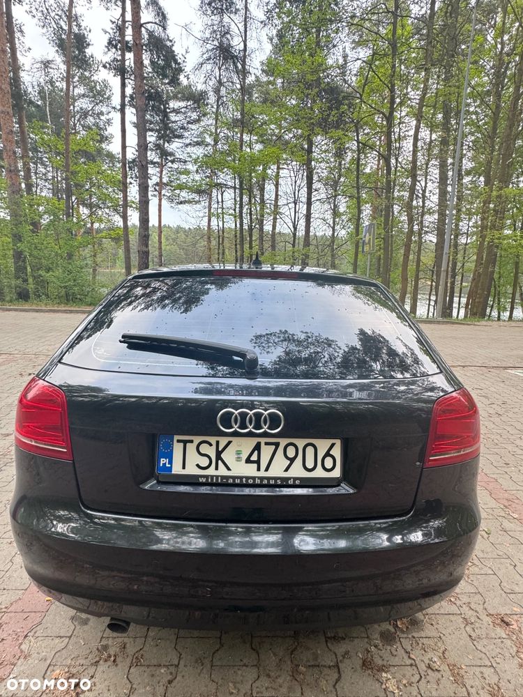 Audi A3 3-drzwiowe 1.6 TDI DPF Attraction - 20