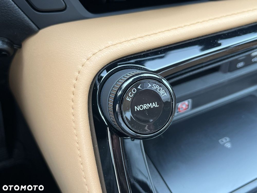 Lexus NX 350h Prestige AWD - 26