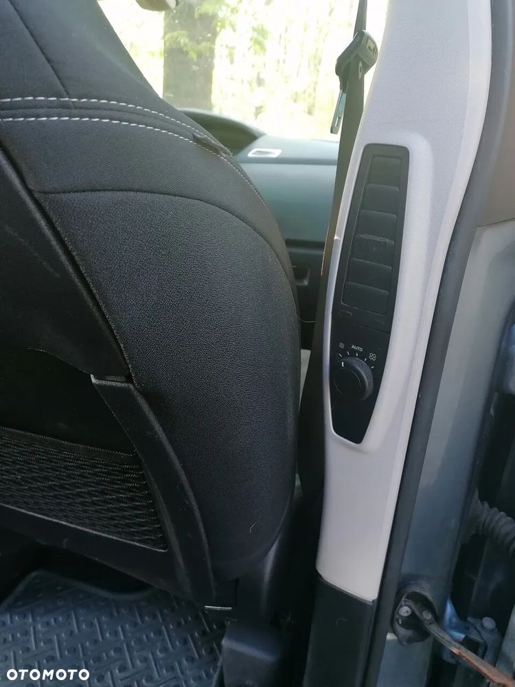 Citroën C4 Picasso - 16