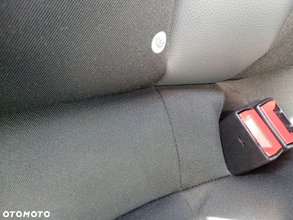 Volvo S60 D3 Geartronic Momentum - 32