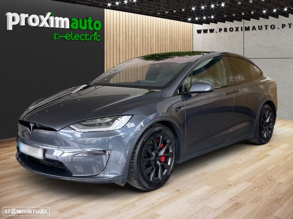 Tesla Model X Plaid - 1