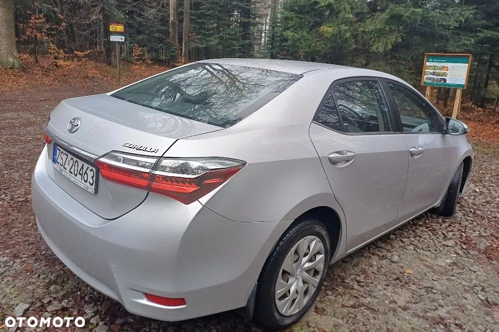 Toyota Corolla 1.4 D-4D Premium - 5