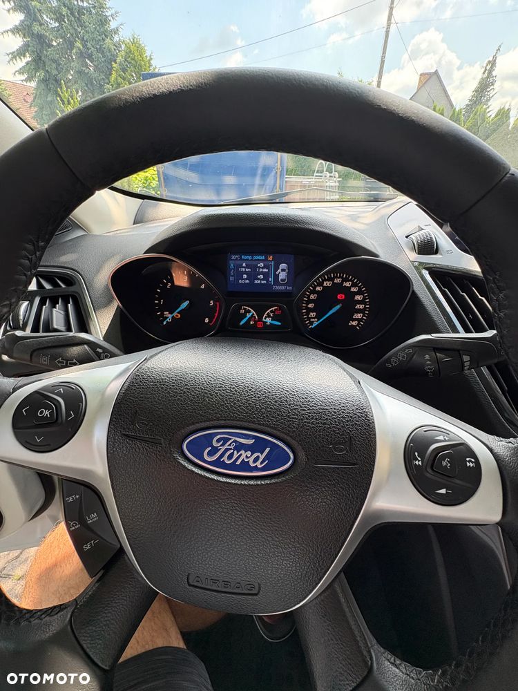 Ford Kuga 2.0 TDCi 4WD Titanium Plus - 12